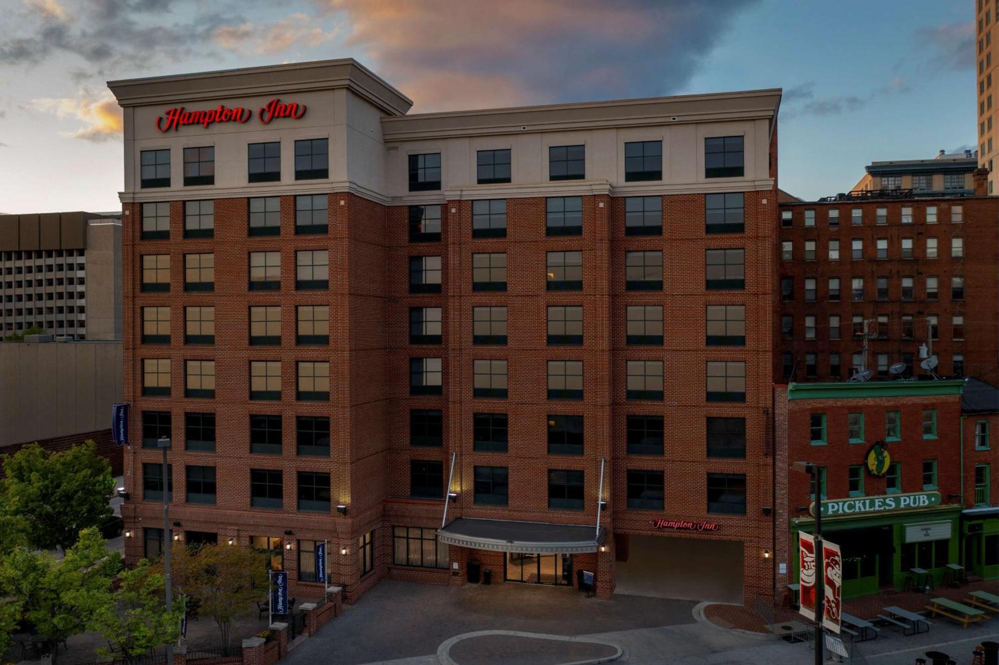 Hampton Inn Baltimore-Downtown-Convention Center Bagian luar foto