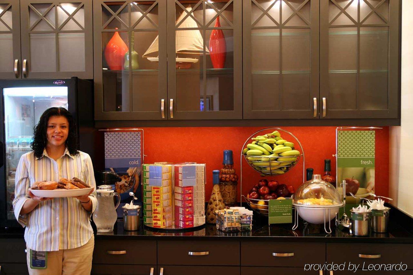 Hampton Inn Baltimore-Downtown-Convention Center Restoran foto